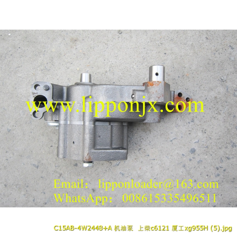 Shangchai C6121 Diesel engine part C15AB-4W2448+A Oil Pump 4110000186024 8N8635 for sale